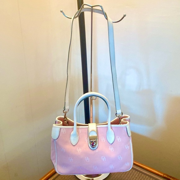 Dooney & Bourke *UNIQUE* Vintage EUC++ Pink Monogram 3-in-1 Crossbody Bag - Picture 3 of 12